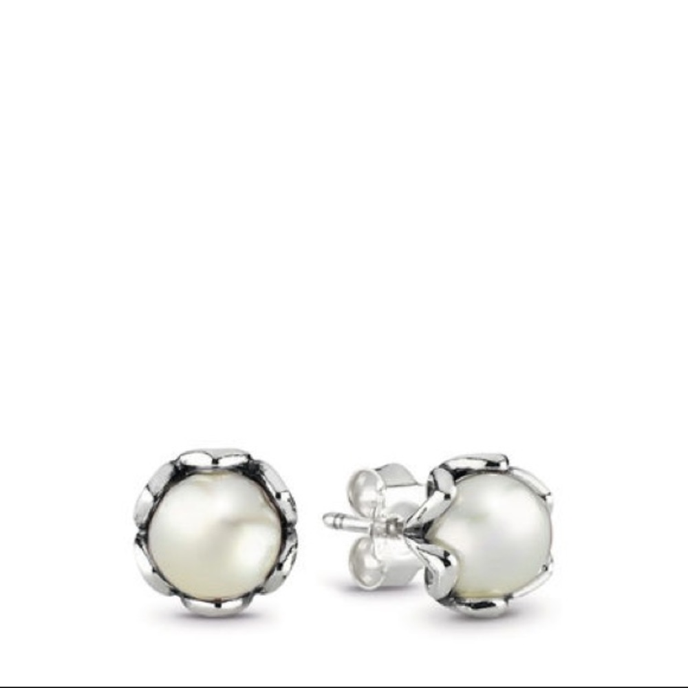 PANDORA AUTHENTIC PEARL STUDS
